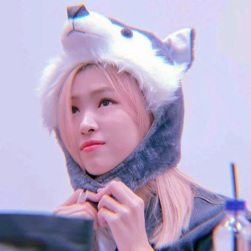 🐇 Стикер «ryujin itzy» для Telegram