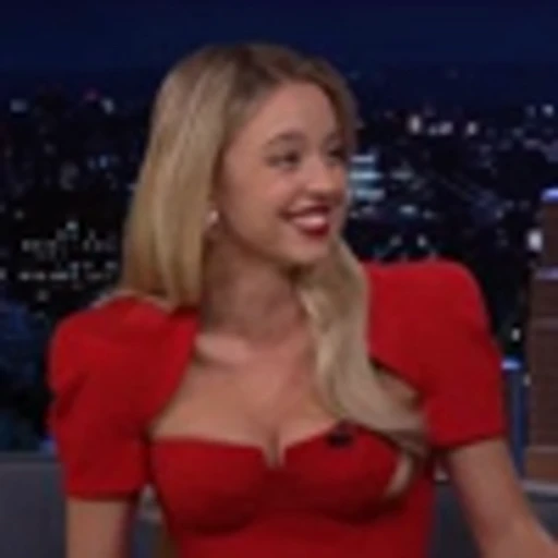 🤩 Эмодзи «Sydney Sweeney» для Telegram