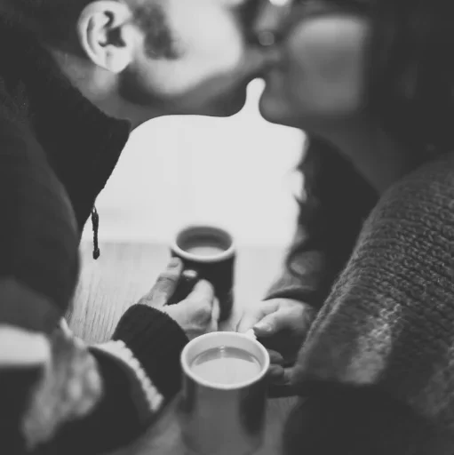 💛 Стикер «Simple Love Text» для Telegram
