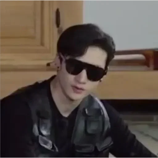 😎 Стикер «бездомные дети» для Telegram
