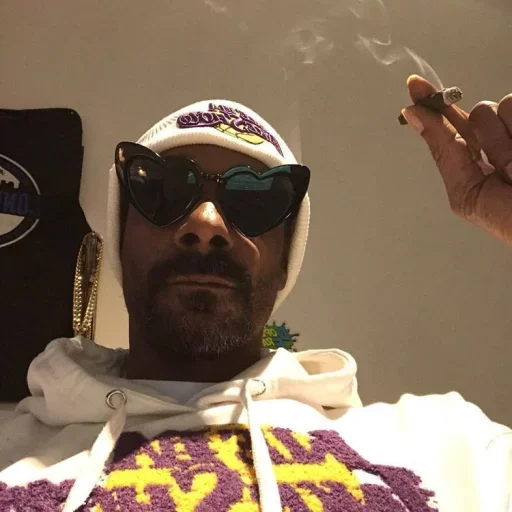 Стикерпак Snoop Dogg для Telegram — скачать