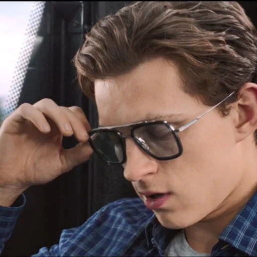 🕷 Стикер «Spider Man Far from Home» для Telegram