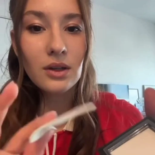 🤩 Стикер «Софья Акатьева» для Telegram