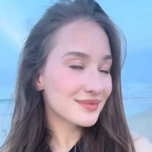 🤩 Стикер «Софья Акатьева» для Telegram