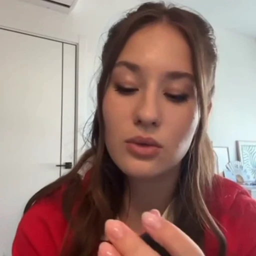 🤩 Стикер «Софья Акатьева» для Telegram