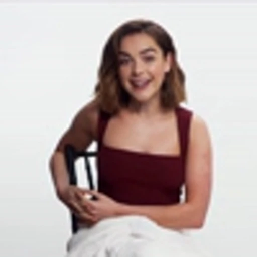🤩 Эмодзи «Kiernan Shipka» для Telegram