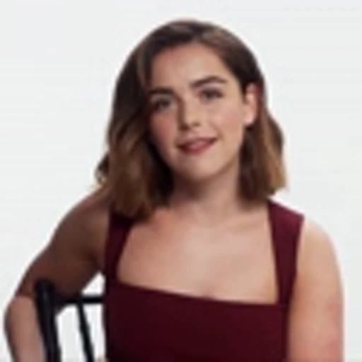 🤩 Эмодзи «Kiernan Shipka» для Telegram