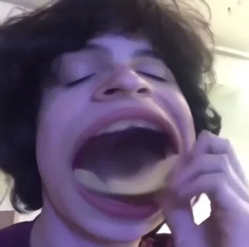 😐 Стикер «Stranger Things 4» для Telegram