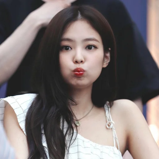 🍭 Стикер «mine! Syeila» для Telegram