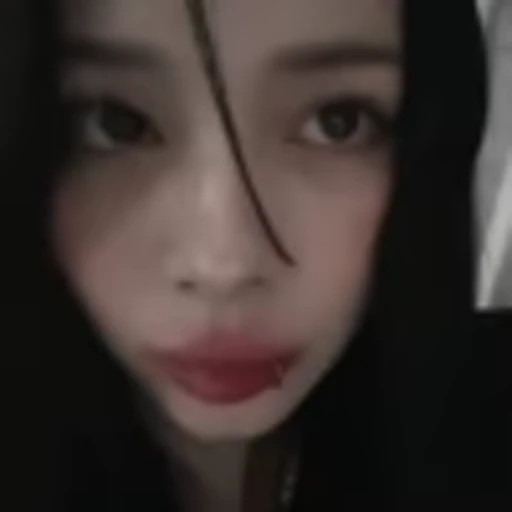 🧛‍♀️ Эмодзи «Girls vibe» для Telegram