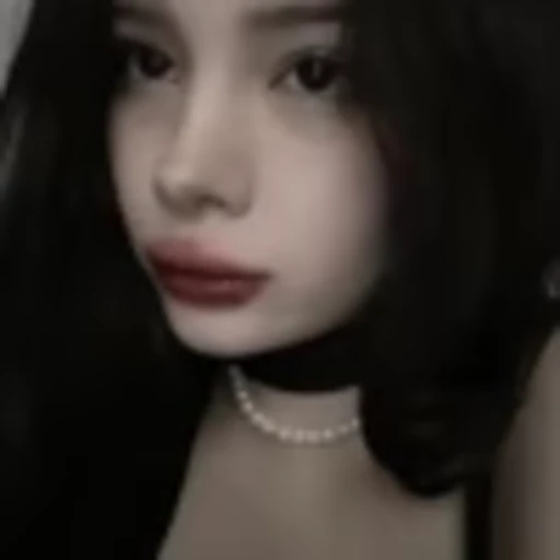 🧛‍♀️ Эмодзи «Girls vibe» для Telegram