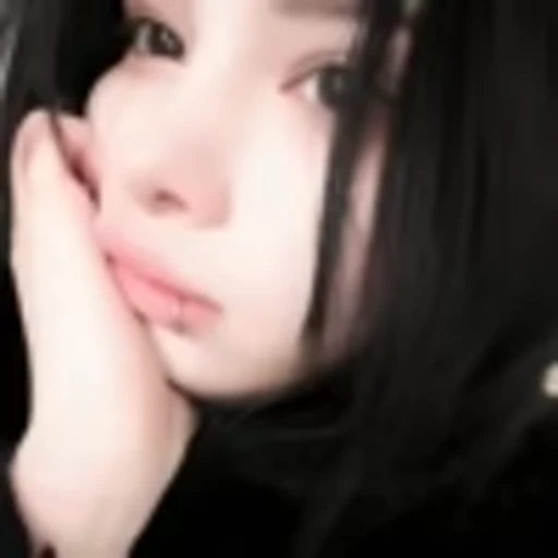 🧛‍♀️ Эмодзи «Girls vibe» для Telegram