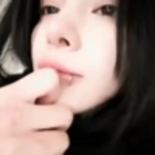🧛‍♀️ Эмодзи «Girls vibe» для Telegram