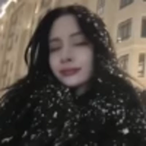 🧛‍♀️ Эмодзи «Girls vibe» для Telegram