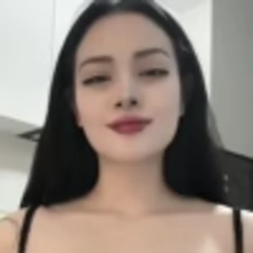 🧛‍♀️ Эмодзи «Girls vibe» для Telegram