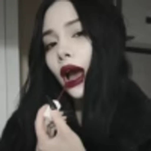 🧛‍♀️ Эмодзи «Girls vibe» для Telegram
