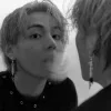 🤩 Эмодзи «Taehyung ー» для Telegram