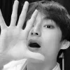 🤩 Эмодзи «Taehyung ー» для Telegram