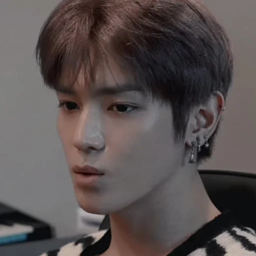 🍤 Стикер «taeyong» для Telegram