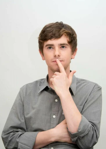 🤔 Стикер «The good doctor» для Telegram