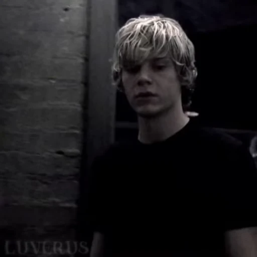 🌟 Стикер «Tate Langdon» для Telegram