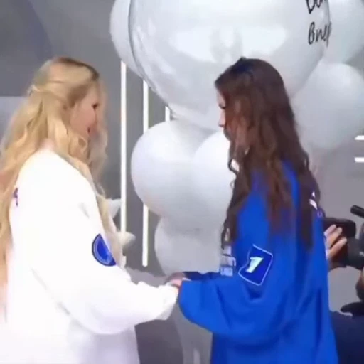 🤩 Стикер «Трусаковы» для Telegram