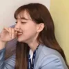 🙄 Эмодзи «Twice» для Telegram