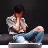 😭 Эмодзи «Txt 01» для Telegram