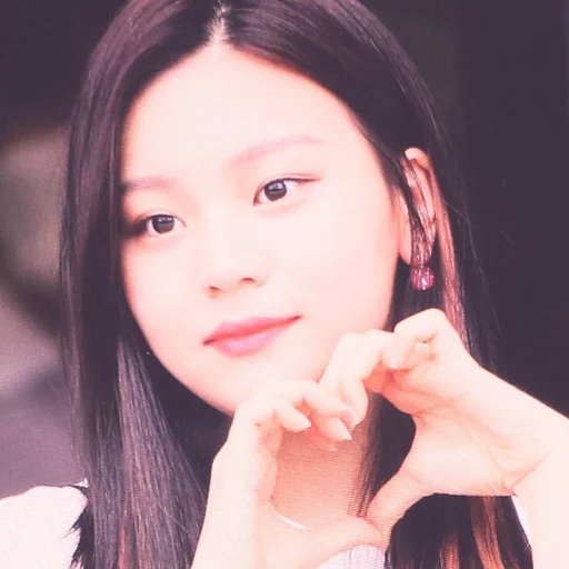 🌷 Стикер «Umji itzy» для Telegram