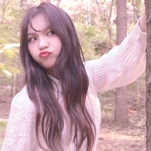 🌷 Стикер «Umji itzy» для Telegram