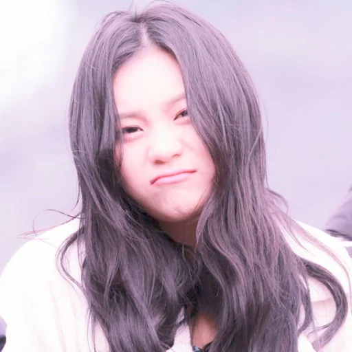 🌷 Стикер «Umji itzy» для Telegram