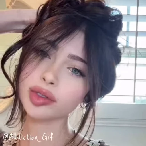 🌟 Стикер «vid 8582606254» для Telegram