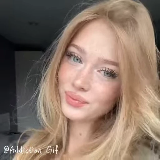 🌟 Стикер «vid 8582606254» для Telegram