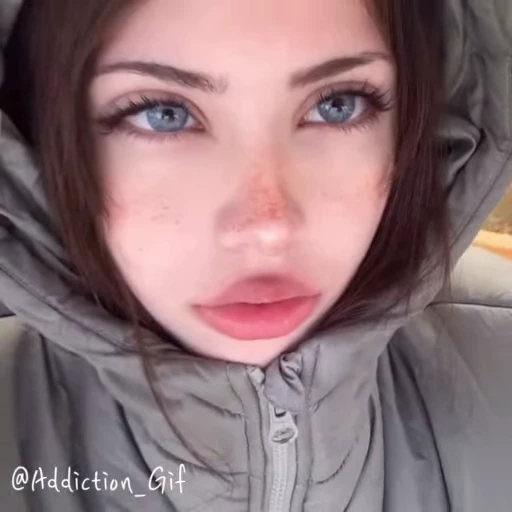 🌟 Стикер «vid 8582606254» для Telegram