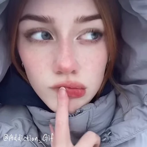 🌟 Стикер «vid 8582606254» для Telegram