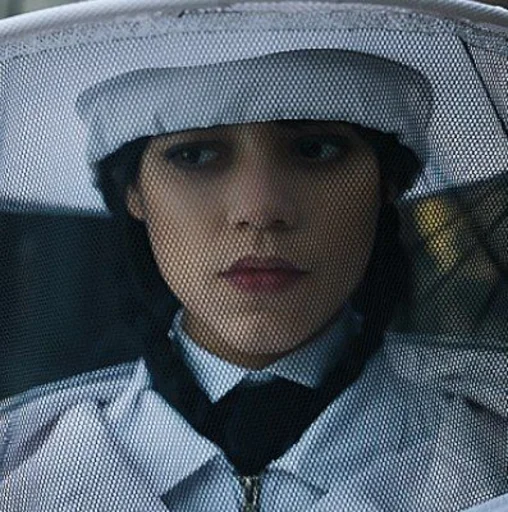 🔭 Стикер «Wednesday Addams» для Telegram