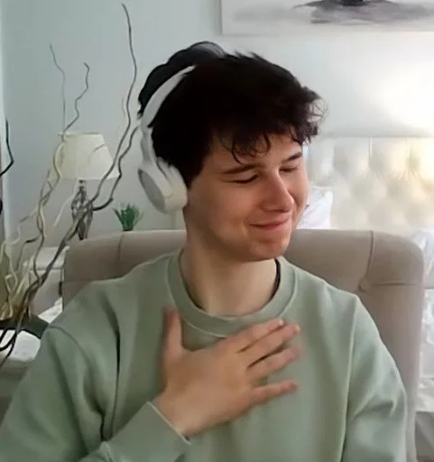 ☺️ Стикер «андрейка в жопе батарейка» для Telegram