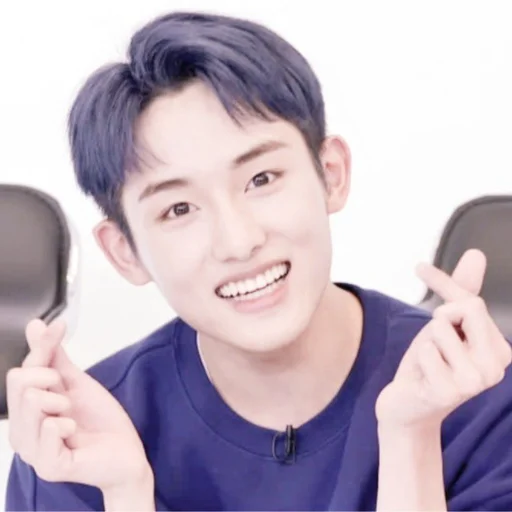 🍣 Стикер «winwin 2» для Telegram
