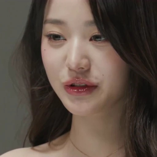 🤍 Стикер «WONYOUNG» для Telegram