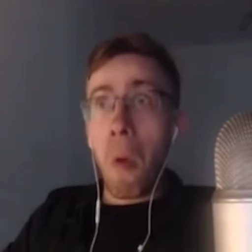 😲 Стикер «Ёшкины гифки» для Telegram