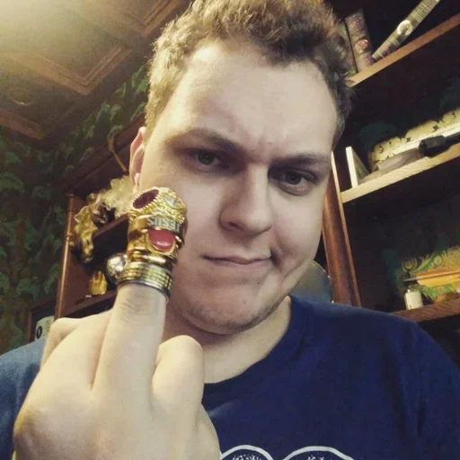😚 Стикер «Influencers» для Telegram